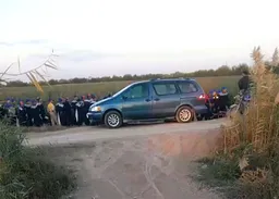 В Туркменистане хлопкоуборочную кампанию вывозят на себе бюджетники и солдаты-срочники